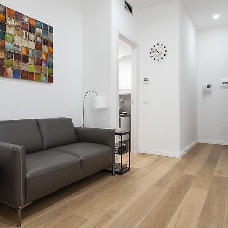 Italianway-Segrino Apartment Милано Екстериор снимка