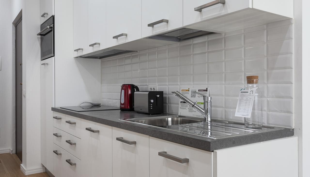 Italianway-Segrino Apartment Милано Екстериор снимка