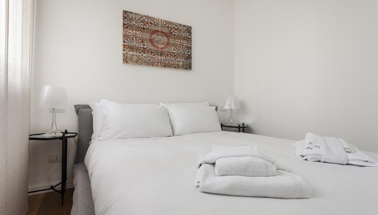 Italianway-Segrino Apartment Милано Екстериор снимка