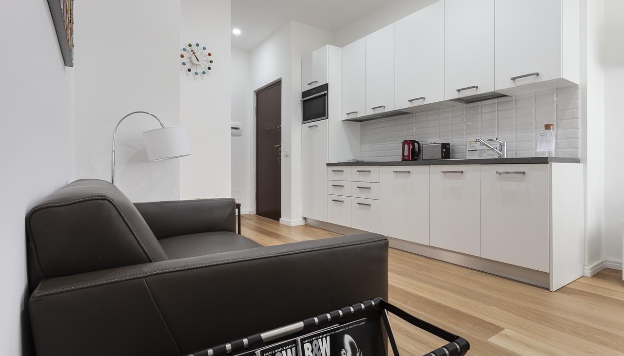 Italianway-Segrino Apartment Милано Екстериор снимка